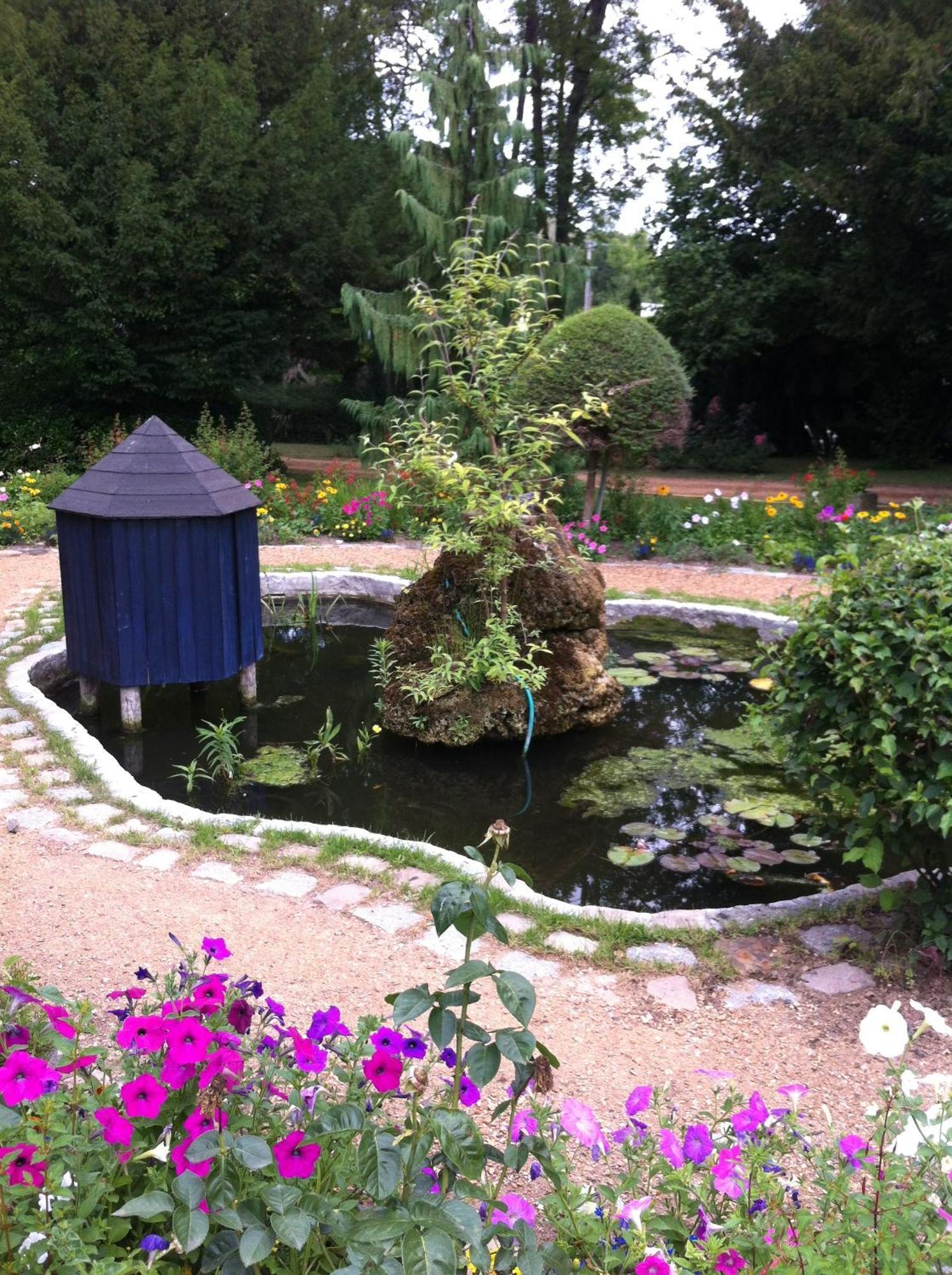 Bed and Breakfast Au Fond De La Cour Veyre-Monton Exterior foto